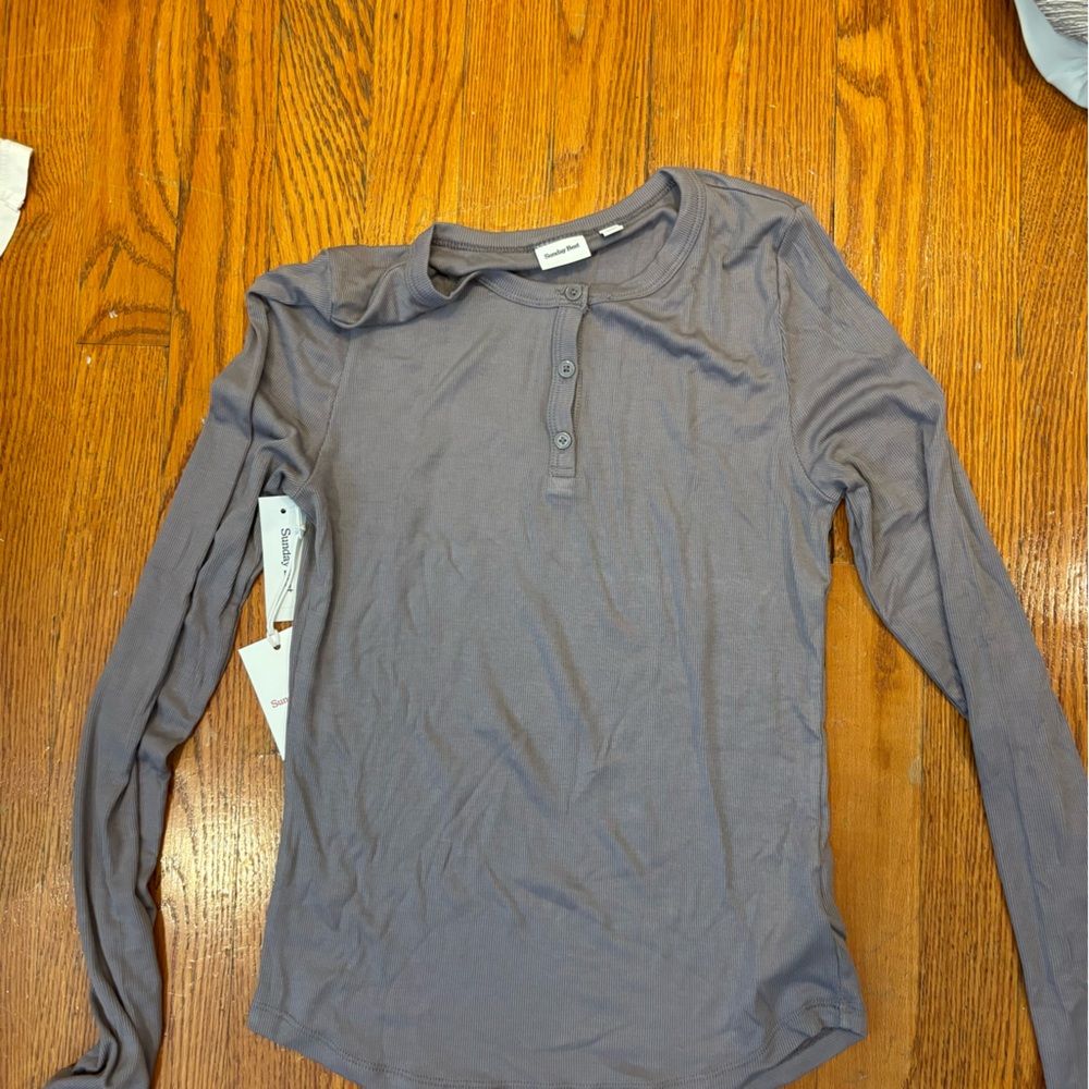Aritzia top